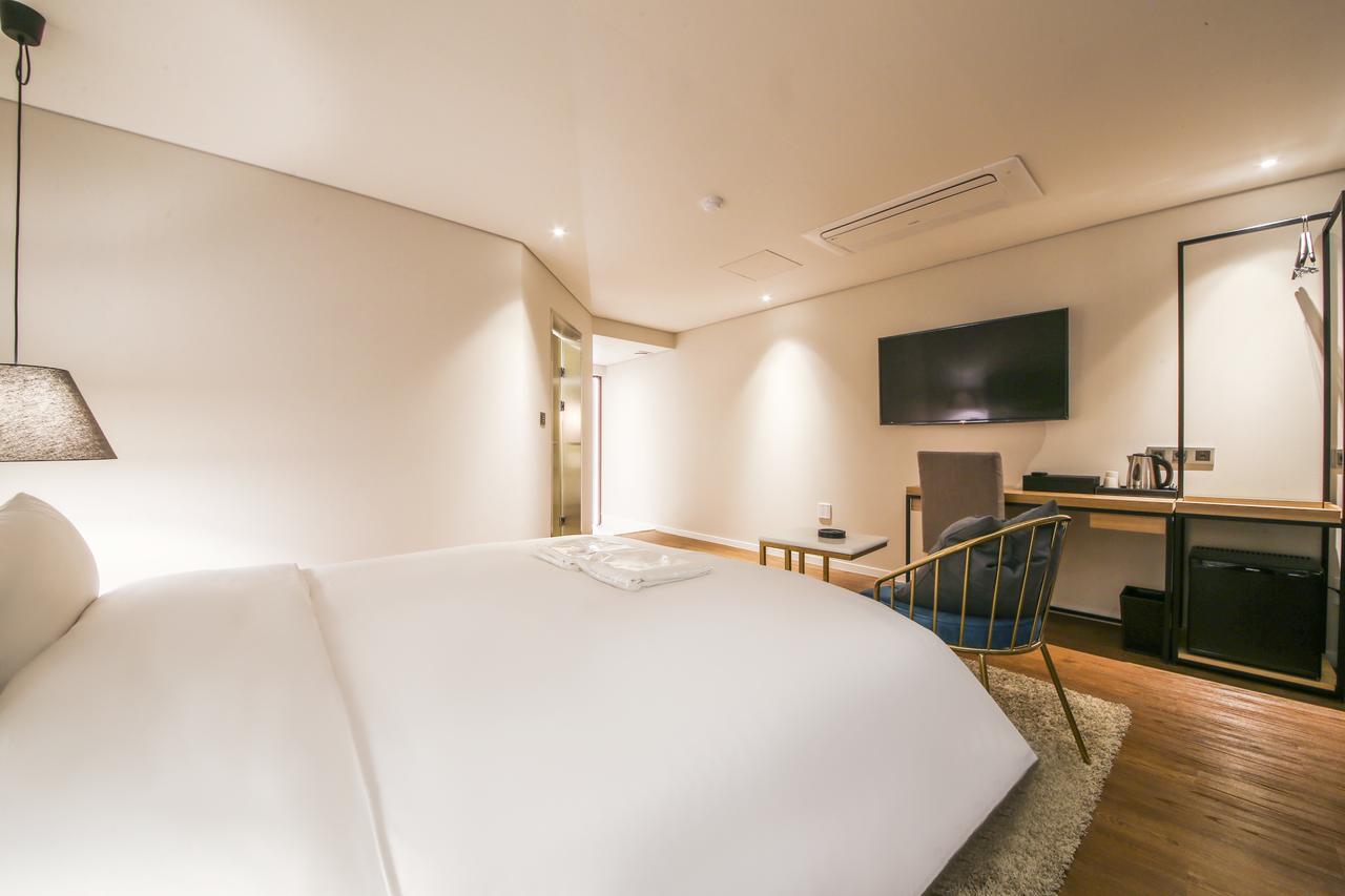 Hotel Londoner Hwamyeong Busan Esterno foto