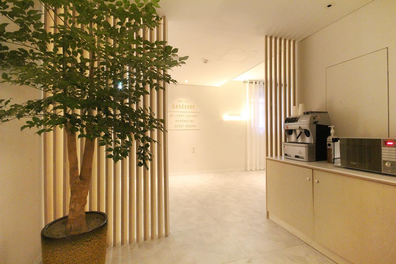 Hotel Londoner Hwamyeong Busan Esterno foto