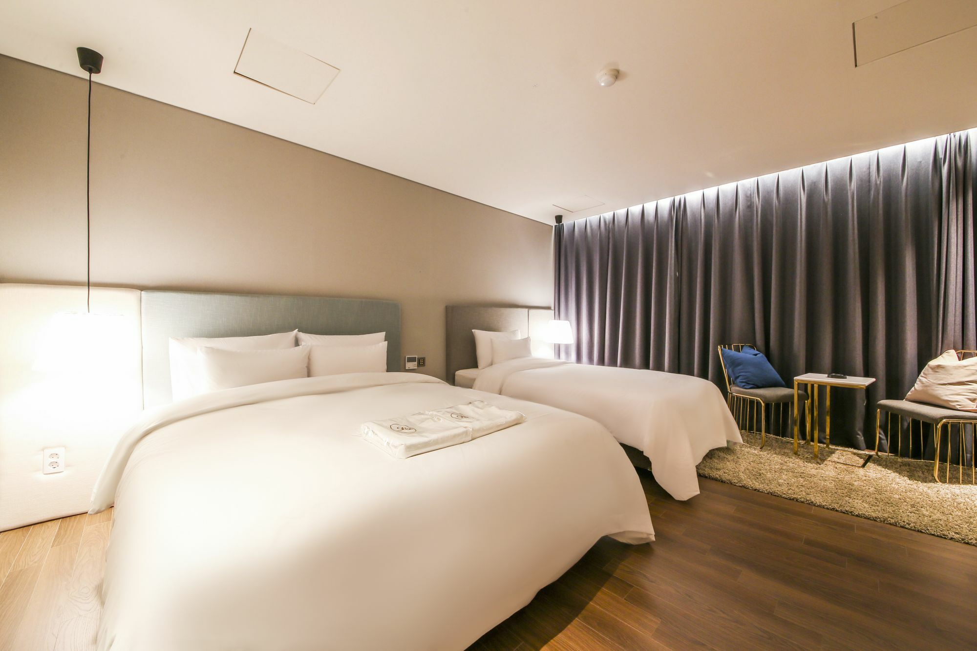 Hotel Londoner Hwamyeong Busan Esterno foto