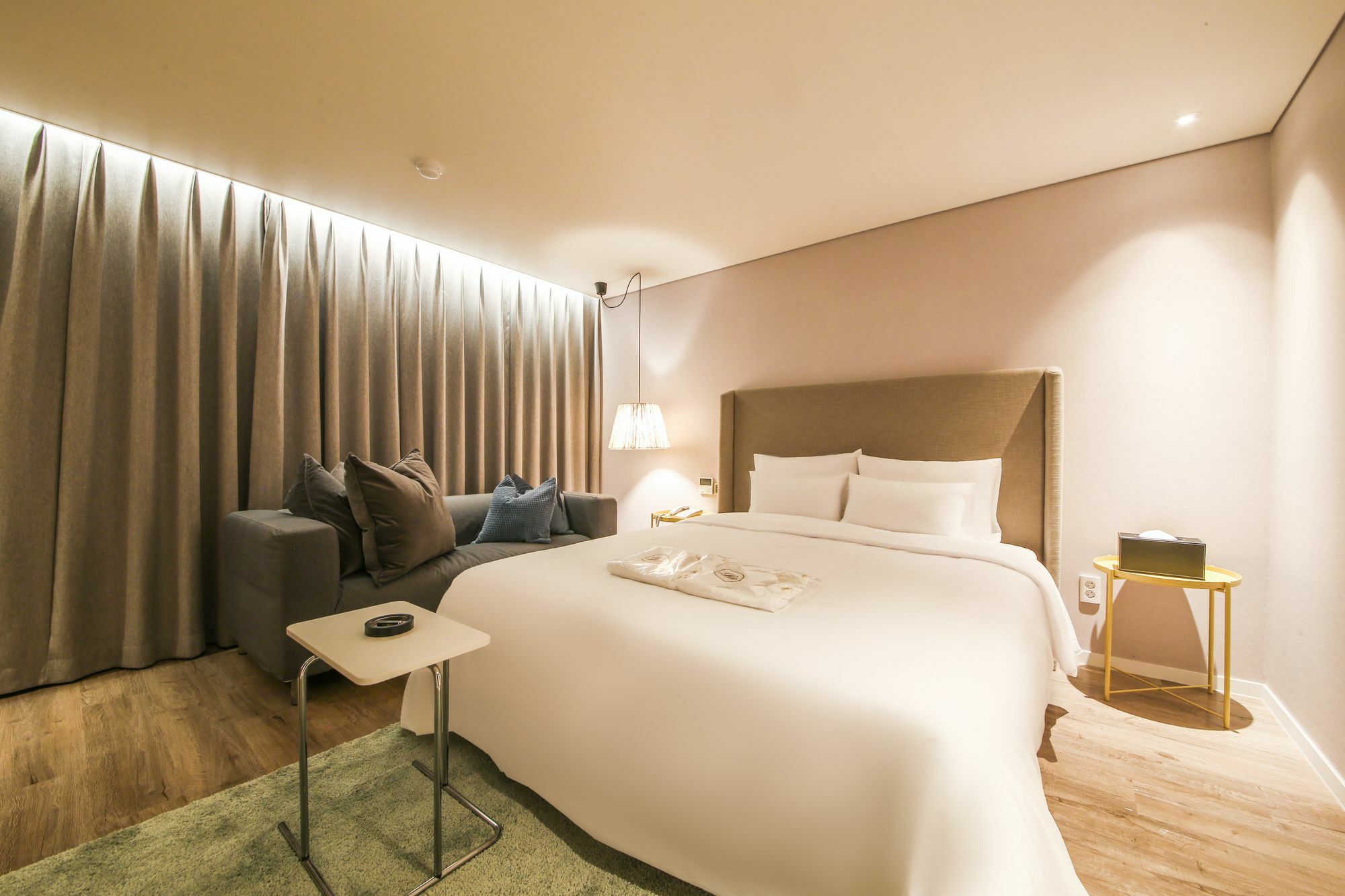 Hotel Londoner Hwamyeong Busan Esterno foto